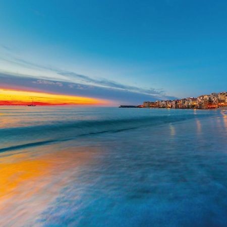 Molo Sea View Apartment Чефалу Екстериор снимка