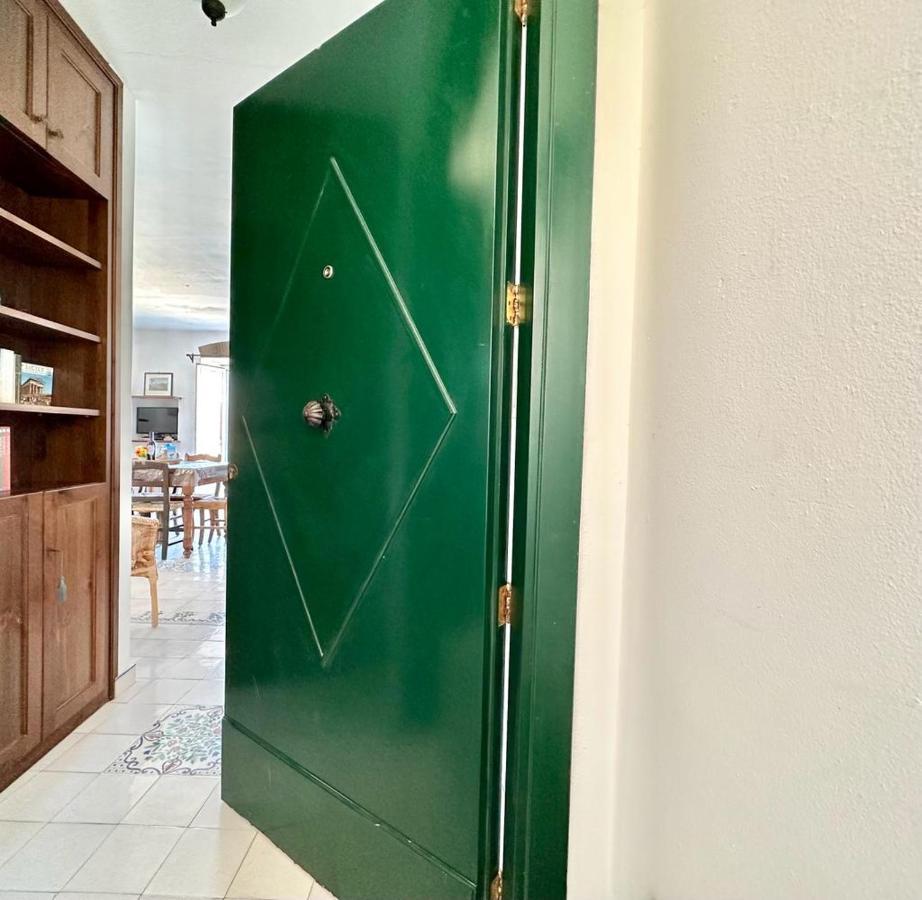 Molo Sea View Apartment Чефалу Екстериор снимка